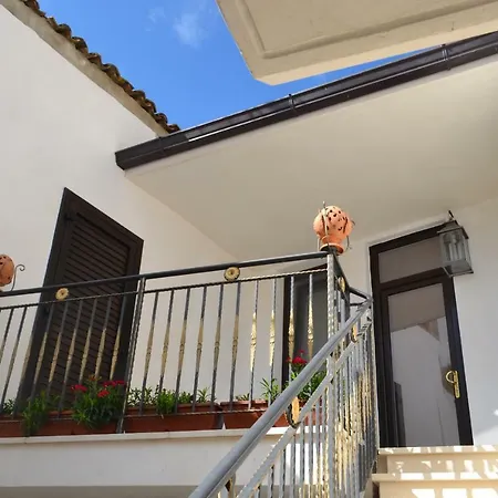 Residenza La Nivera Nocleg ze śniadaniem