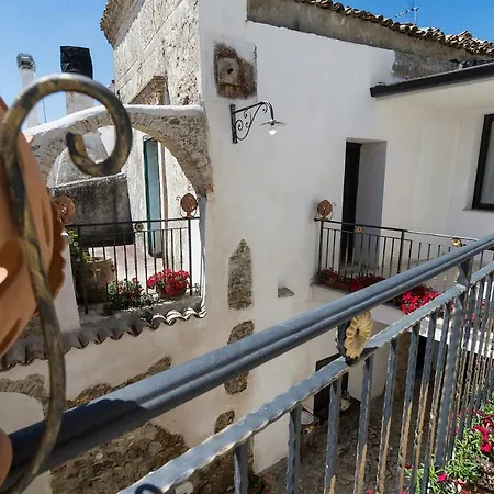 Residenza La Nivera Bed & Breakfast Miglionico