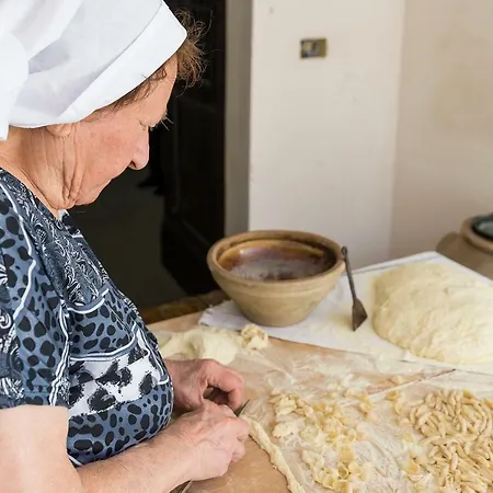 Residenza La Nivera Bed & Breakfast 3*