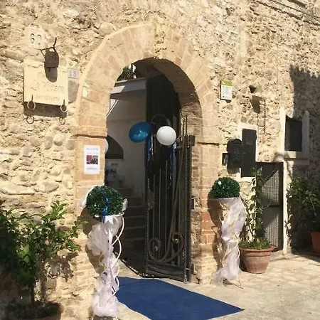 Residenza La Nivera Nocleg ze śniadaniem